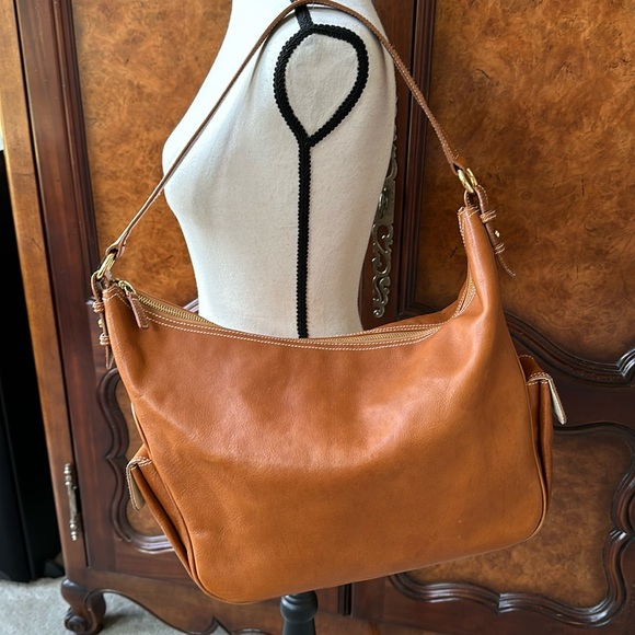 Lauren Ralph Lauren Classic Camel Leather Hobo - Picture 4 of 17